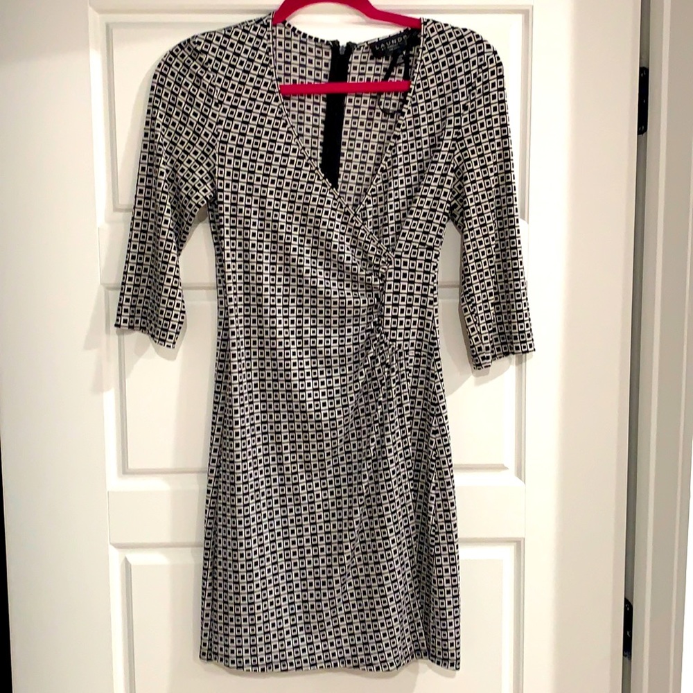 Laundry by Shelli Segal B&W print wrap dress XS